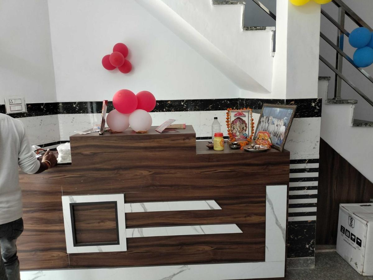 Oyo Shree G Hotel Agra  Exterior photo